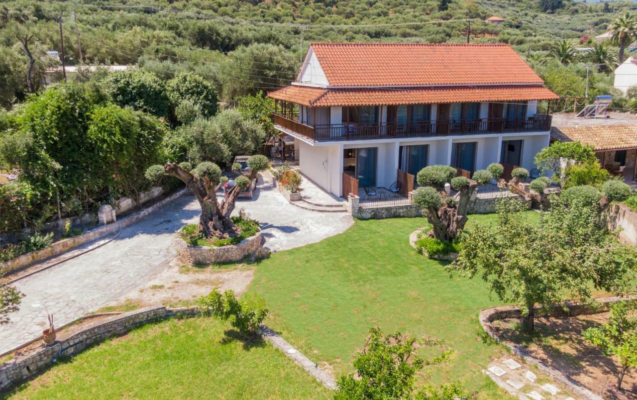 קרי Eptanisos Beachfront Suites Zante מראה חיצוני תמונה