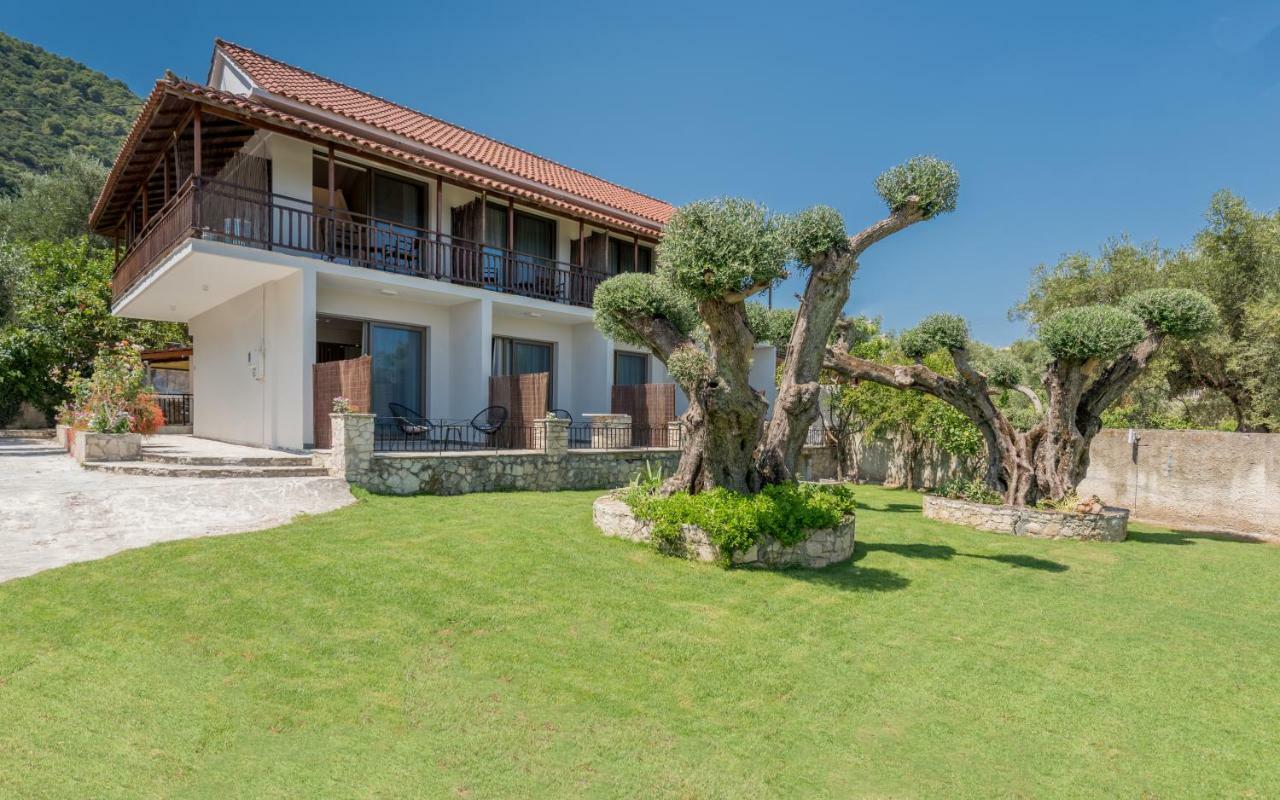 קרי Eptanisos Beachfront Suites Zante מראה חיצוני תמונה